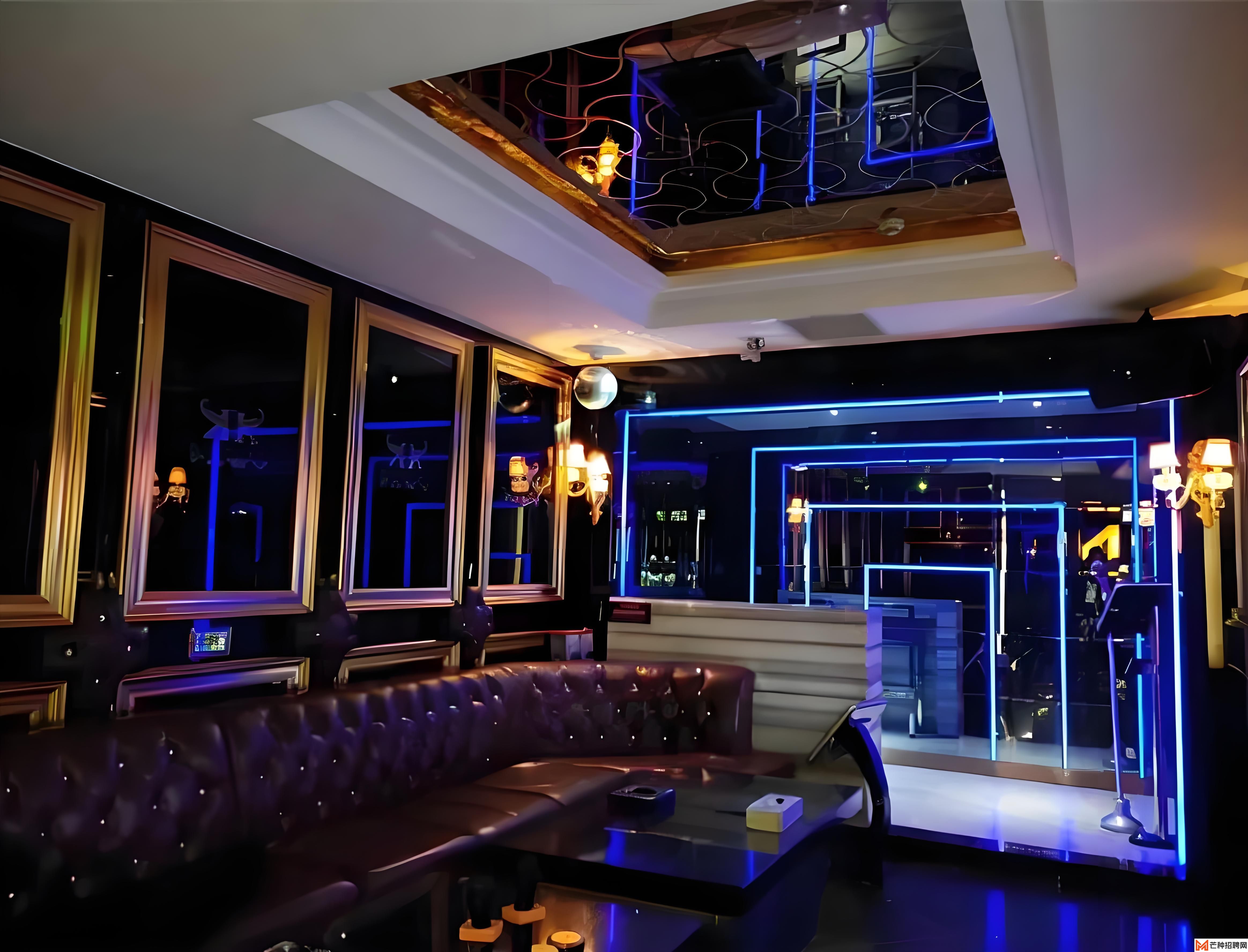 探秘福州新潮酒吧：独特装修与绝佳音乐氛围的完美结合